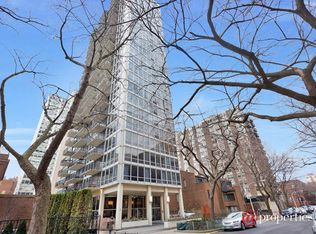 339 W Barry Ave APT 3A, Chicago, IL 60657