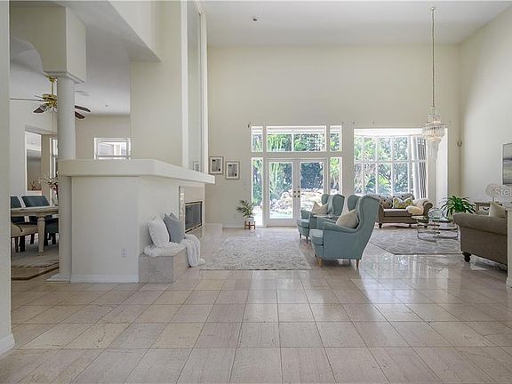 4th image of 1520 Jade Ln