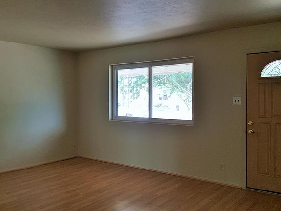 5th image of 7355 E Diamond St