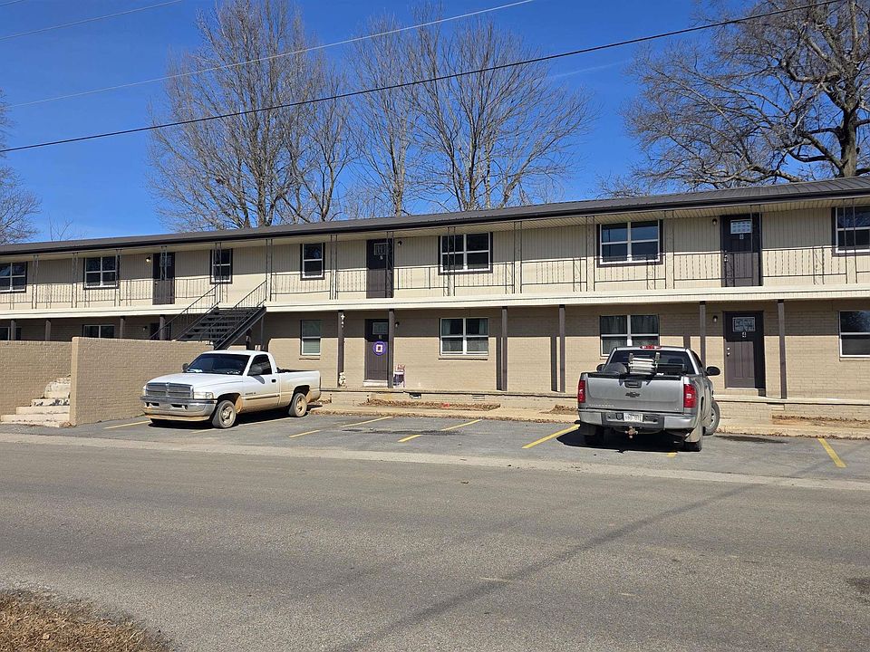 1st image of 1205 W Hunt St