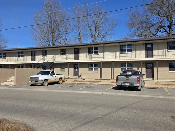 1205 W Hunt St, Paragould, AR 72450