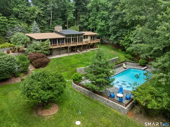 132 Signal Hill Road, Wilton, CT 06897