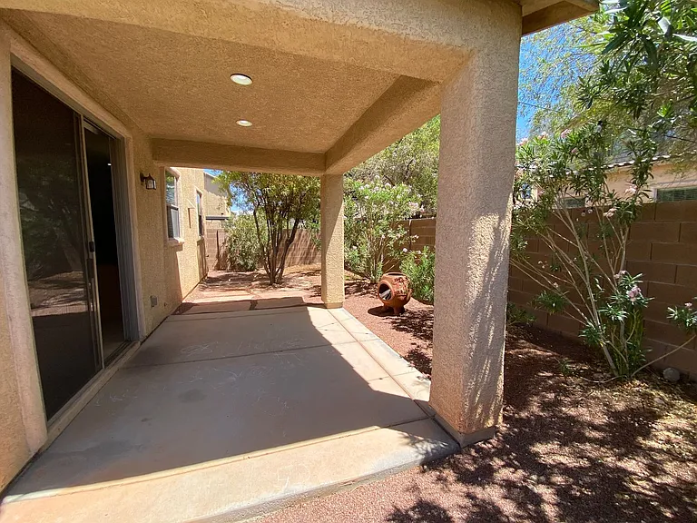 3589 Bella Valencia Ct — Photo 21