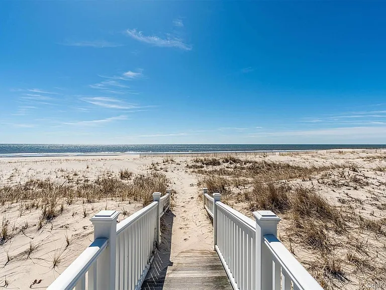 953B Dune Rd — Photo 34