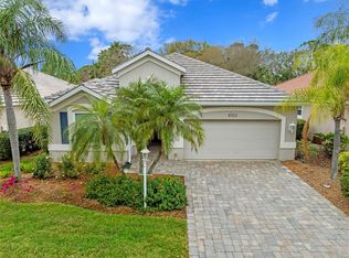 8322 Whispering Woods Ct, Lakewood Ranch, FL 34202