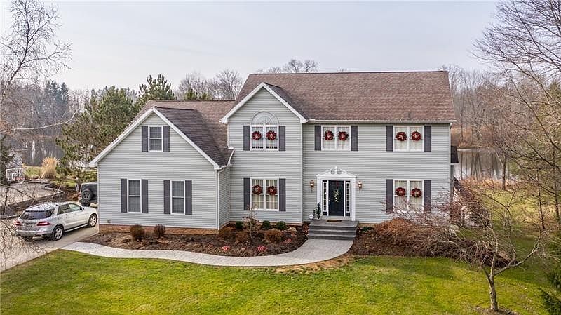 1st image of 768 Lorenwood Dr