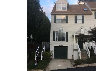 6735 Cinnamon Dr, Philadelphia, PA 19128