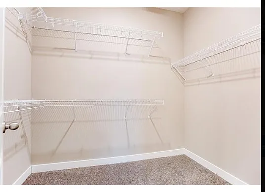 2320 Avalon Ct — Photo 5