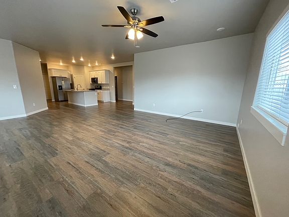 2nd image of 3001 Autumn Glenn Ct #B
