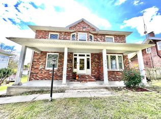 510 School St, Hillsboro, IL 62049