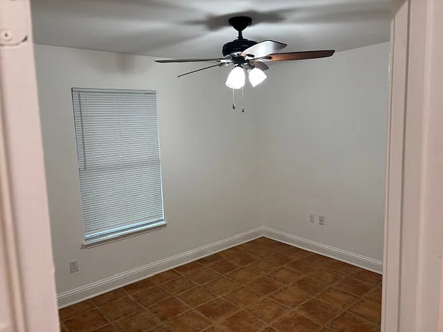 4711 Hay St — Photo 13