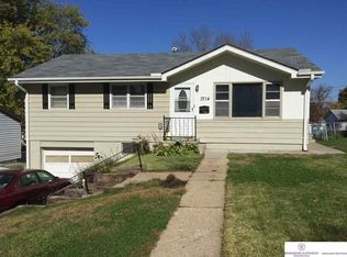3714 Ernst St, Omaha, NE 68112