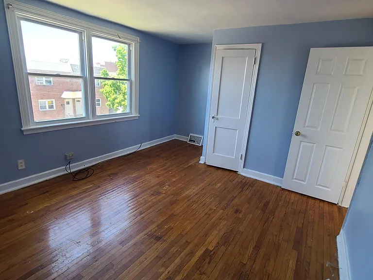 7013 Rutland St — Photo 15