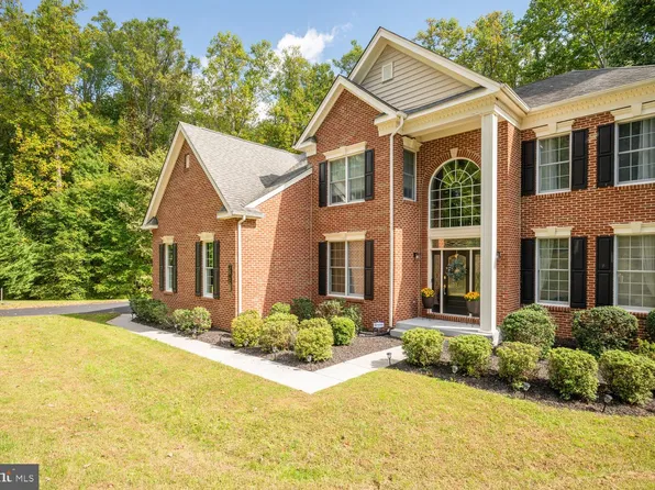 38459 Wooded Hollow Dr, Hamilton, VA 20158