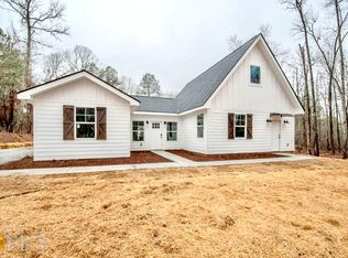 582 W Grantville Rd, Grantville, GA 30220