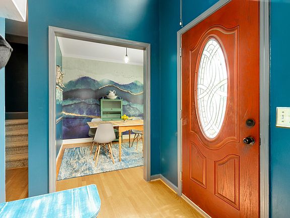 4th image of 500 Hill Ln