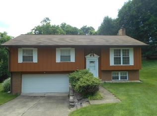 302 Coleman Dr, Monroeville, PA 15146