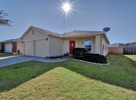 2nd image of 212 Paddington Way