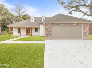 103 Rue Bordeaux, Carencro, LA 70520