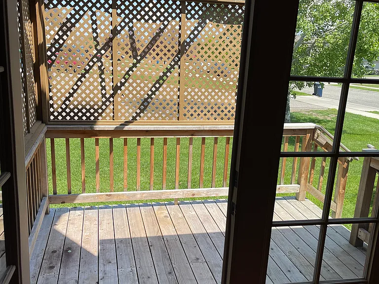 905 Saxon Way #D — Photo 34