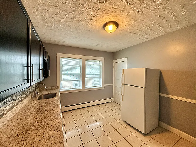 132 Homes Ave #3 — Photo 8