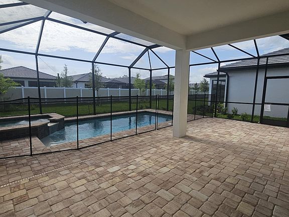 3rd image of 24923 Surf Haven Ln
