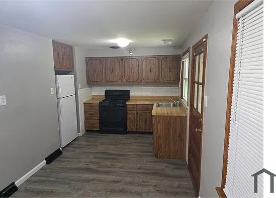2 bed, 840 sqft, $1,195 — Photo 3