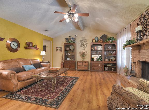 2nd image of 14410 Briarpoint St