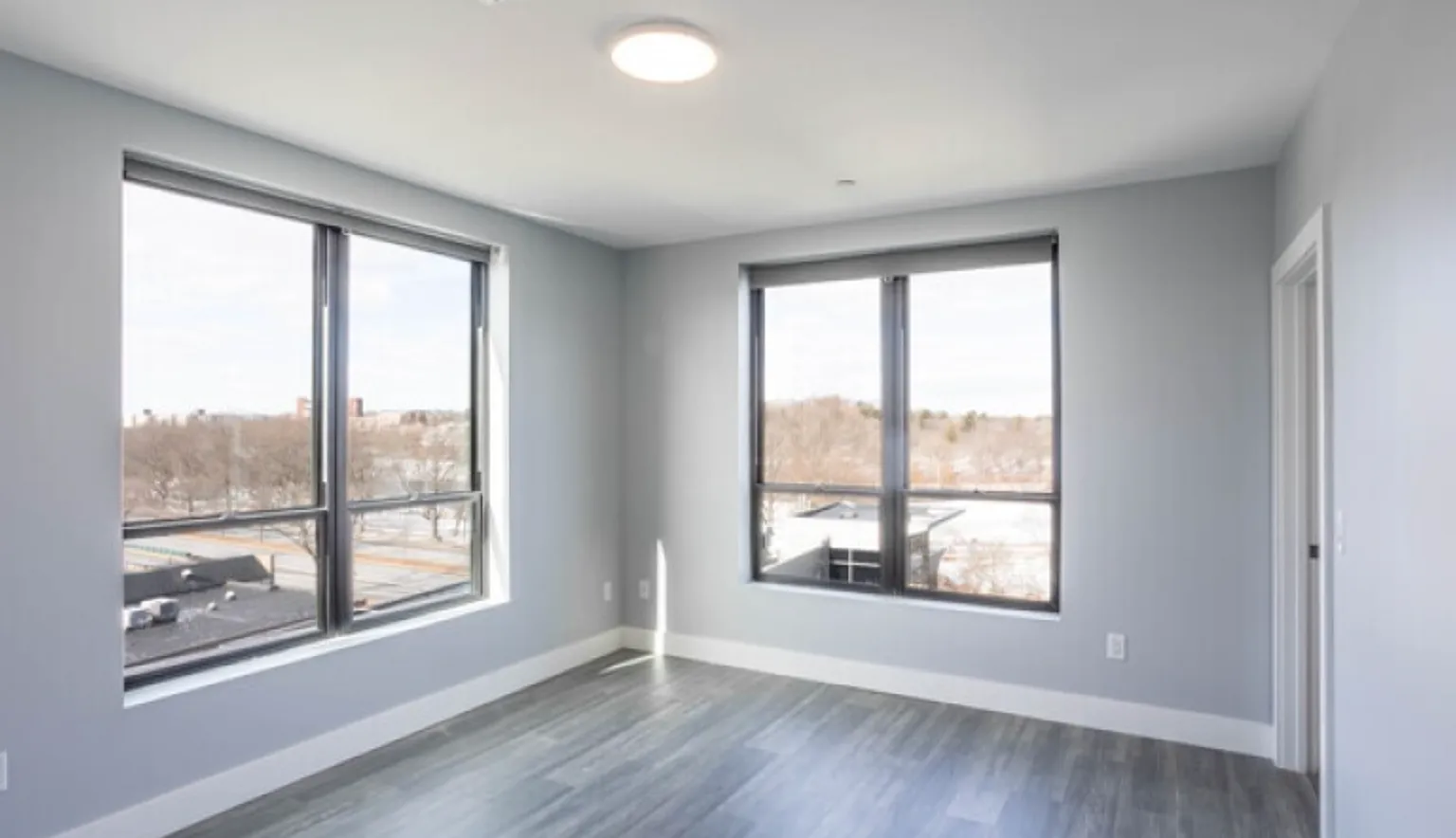 2 bed, 925 sqft, $4,300 — Photo 4