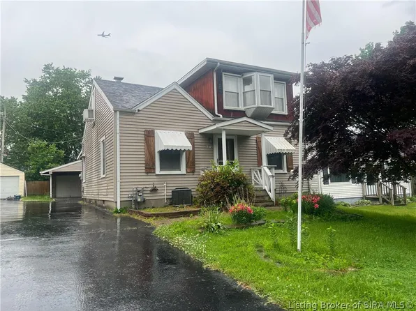 627 N McKinley Avenue, Clarksville, IN 47129