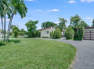 2250 SW 47th St, Fort Lauderdale, FL 33312