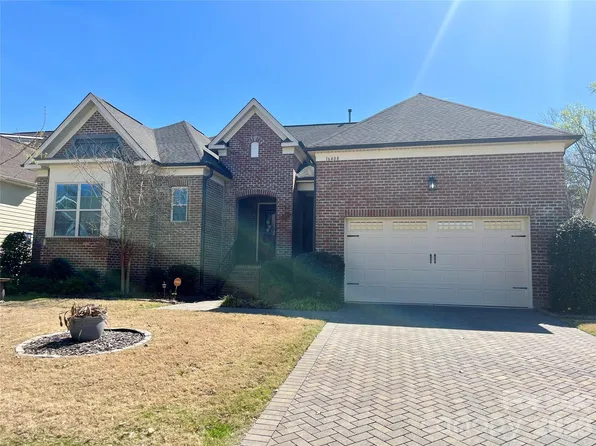 16408 Cozy Cove Rd, Charlotte, NC 28278