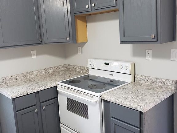 2nd image of 1405 Gohres St