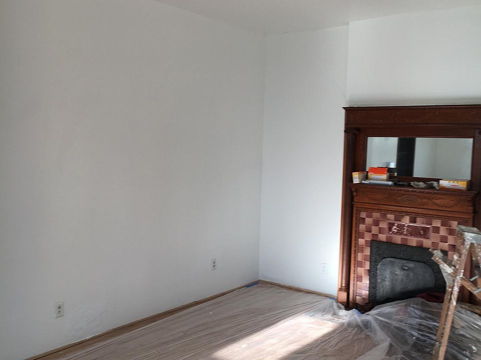 2nd image of 703 W William St #1