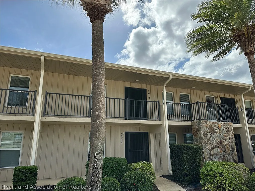 2 bed, 2.0 bath, 1148 sqft, $1,400 — Photo 1
