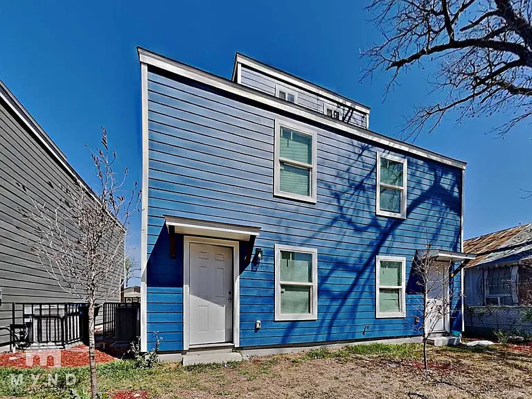 3034 W Salinas St #102 — Photo 15