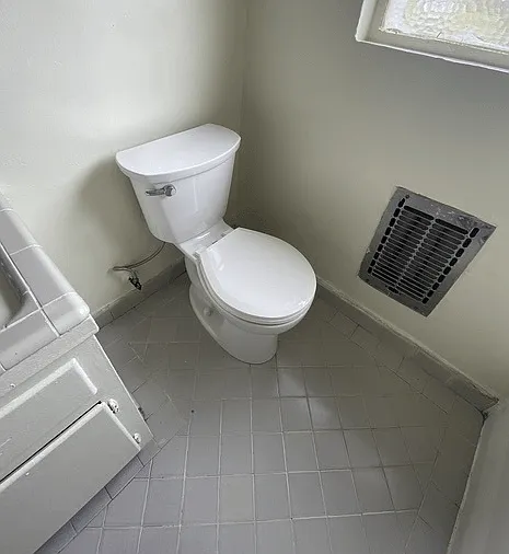 4620 Coliseum — Photo 10