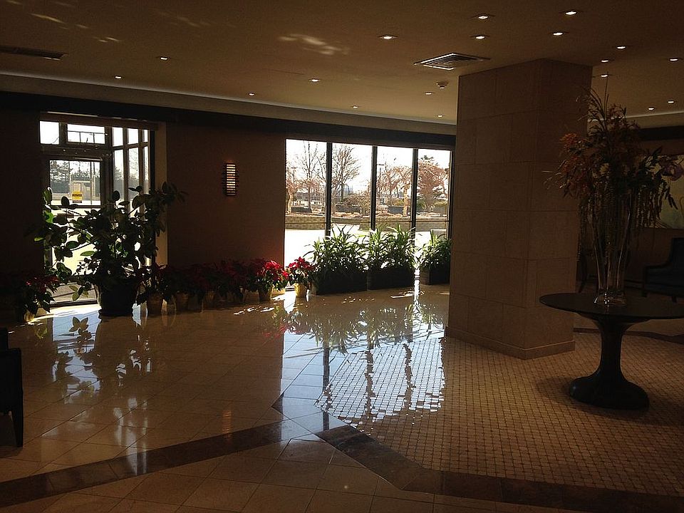 1st image of 300 Winston Dr APT 510