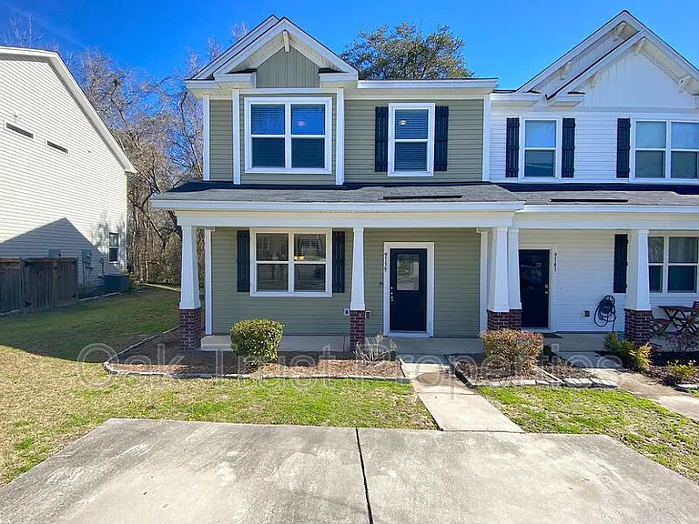 9139 Parlor Dr — Photo 1