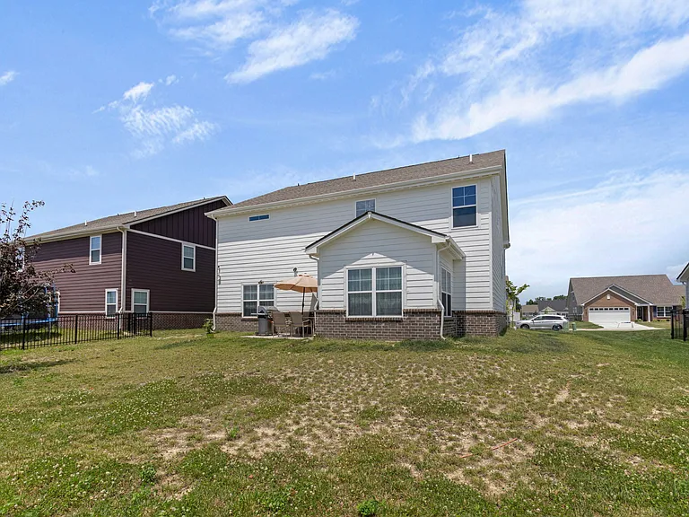 165 Cape May Dr — Photo 52