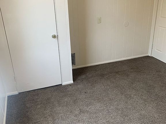 3rd image of 933 Enright Ave #2
