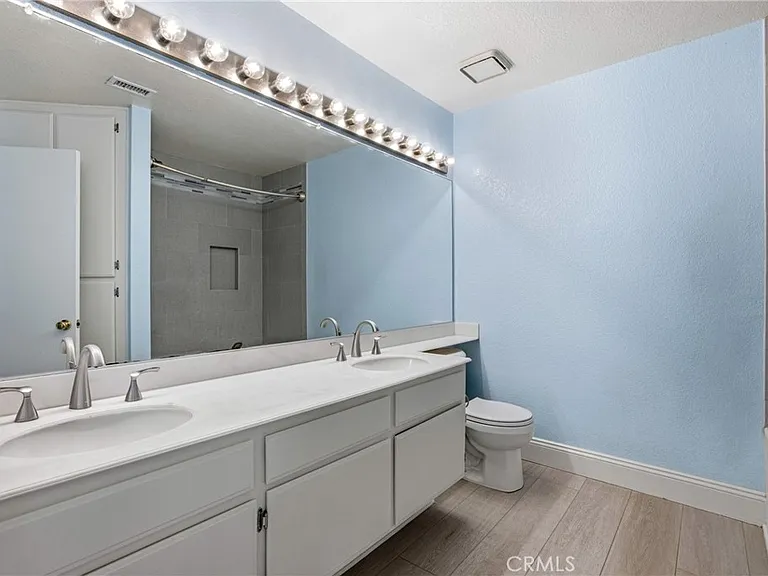 26201 Sunnyglen Ave — Photo 14
