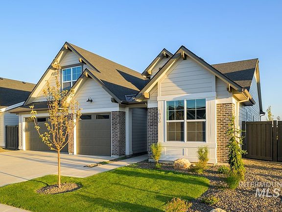 7th image of this home