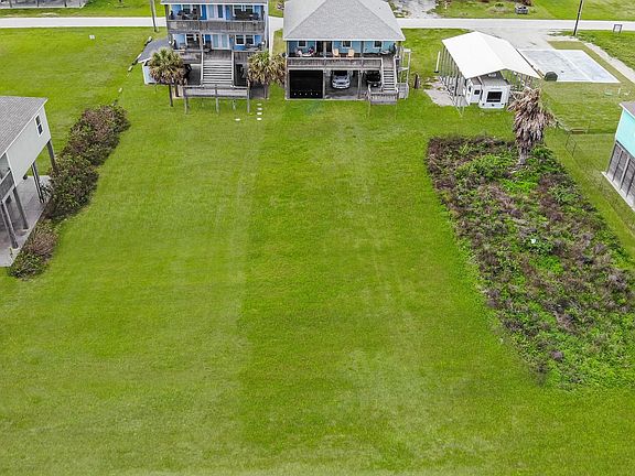 4th image of 1117 Blue Water Dr