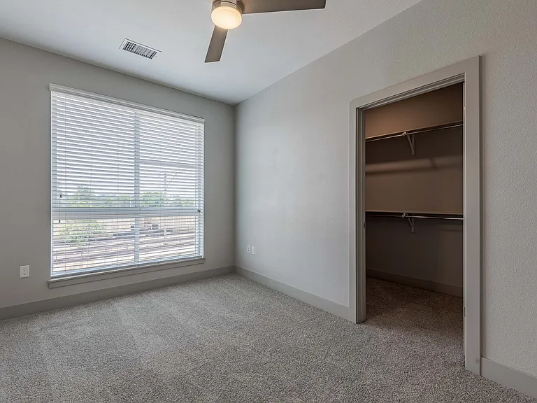 Encore Evans Station Apartments — Photo 26