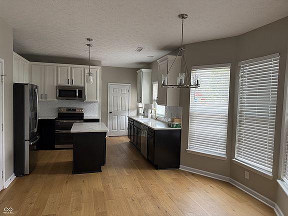 2nd image of 13055 E Elster Way