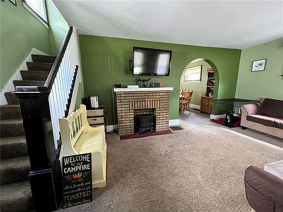 4th image of this home