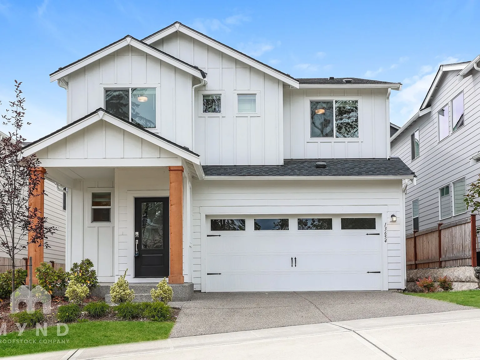 4 bed, 2.5 bath, 2350 sqft, $3,410 — Photo 1