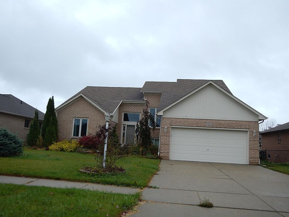 1st image of 52832 Turnberry Dr