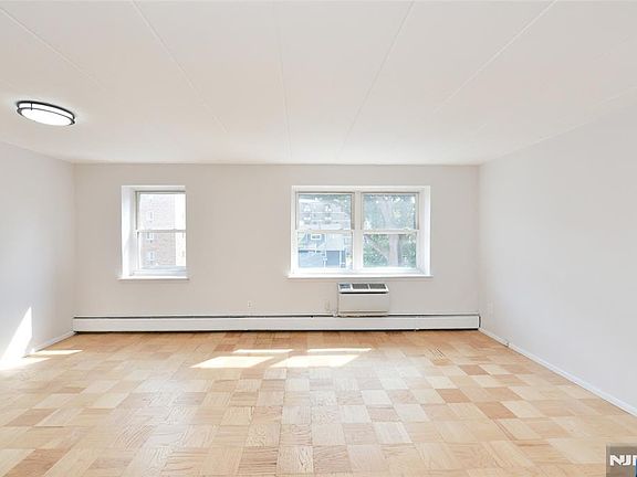 2nd image of 25 Jefferson Street #3D